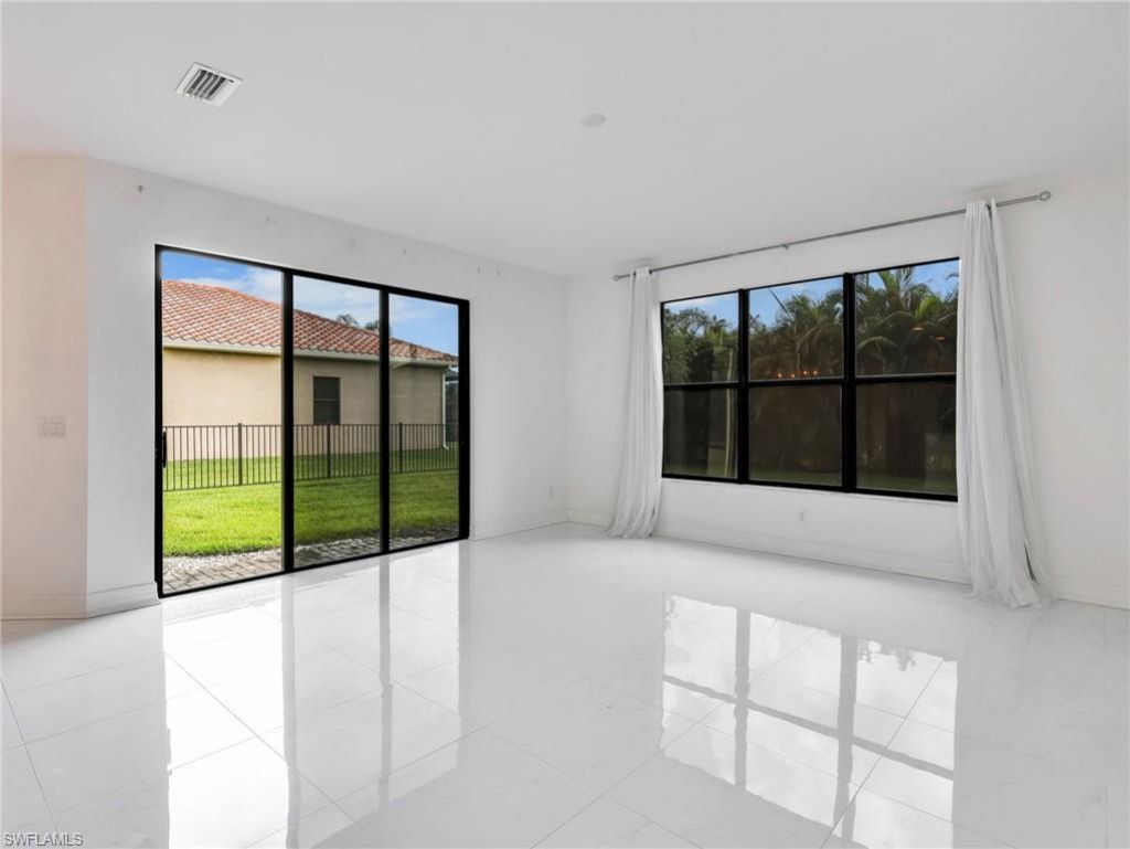 10008 Chesapeake Bay Dr , Fort Myers, FL 33913 Photo