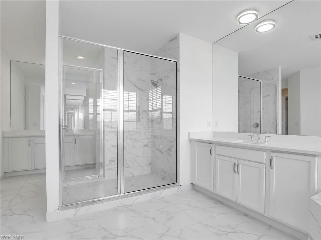 10008 Chesapeake Bay Dr , Fort Myers, FL 33913 Photo