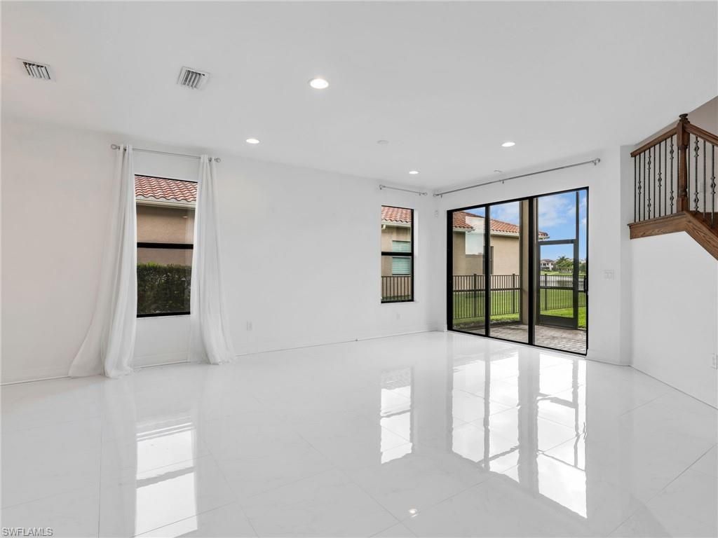 10008 Chesapeake Bay Dr , Fort Myers, FL 33913 Photo