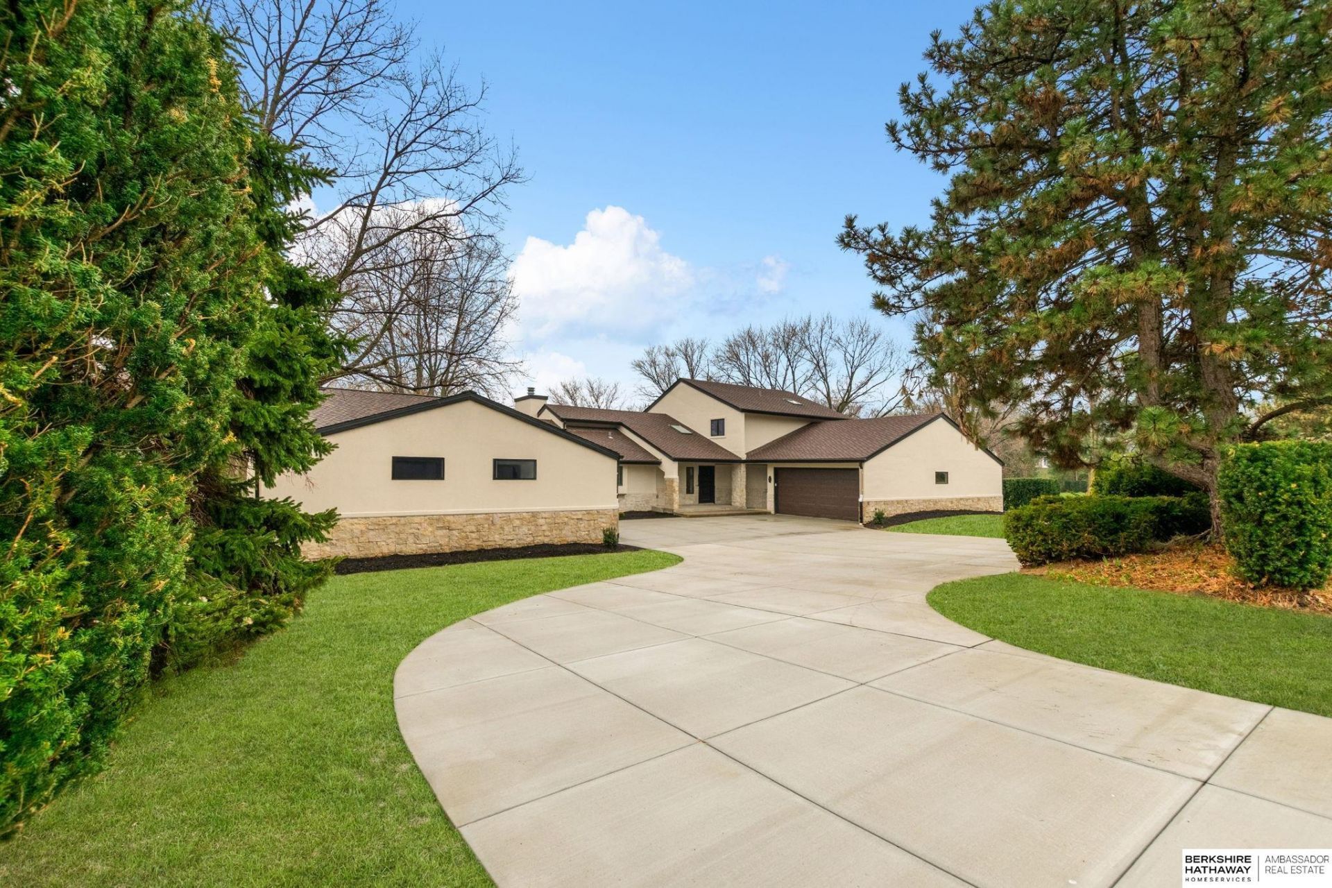 21025 Roundup Road, Elkhorn, NE 68022 Main Photo