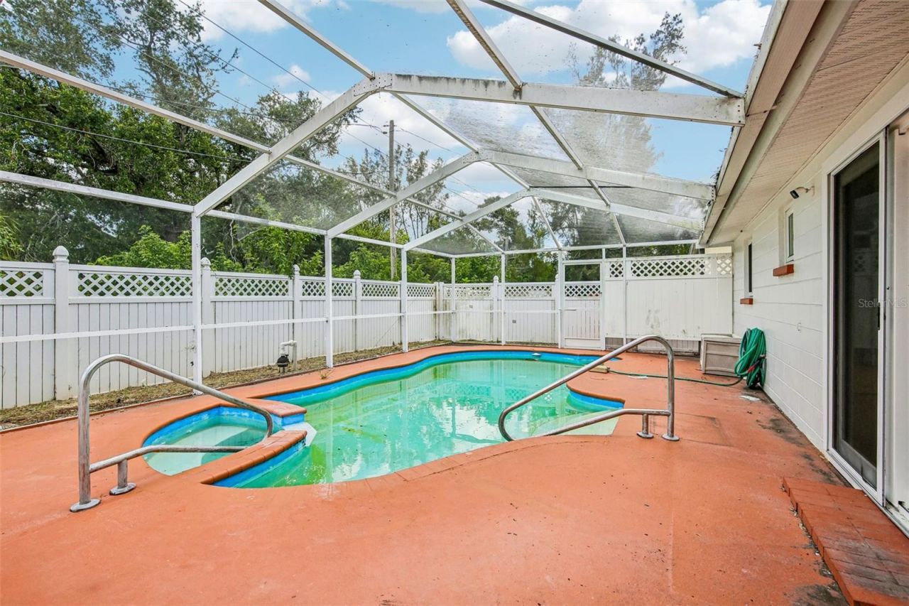 5415 1st Street Ne, Saint Petersburg, FL 33703 Photo