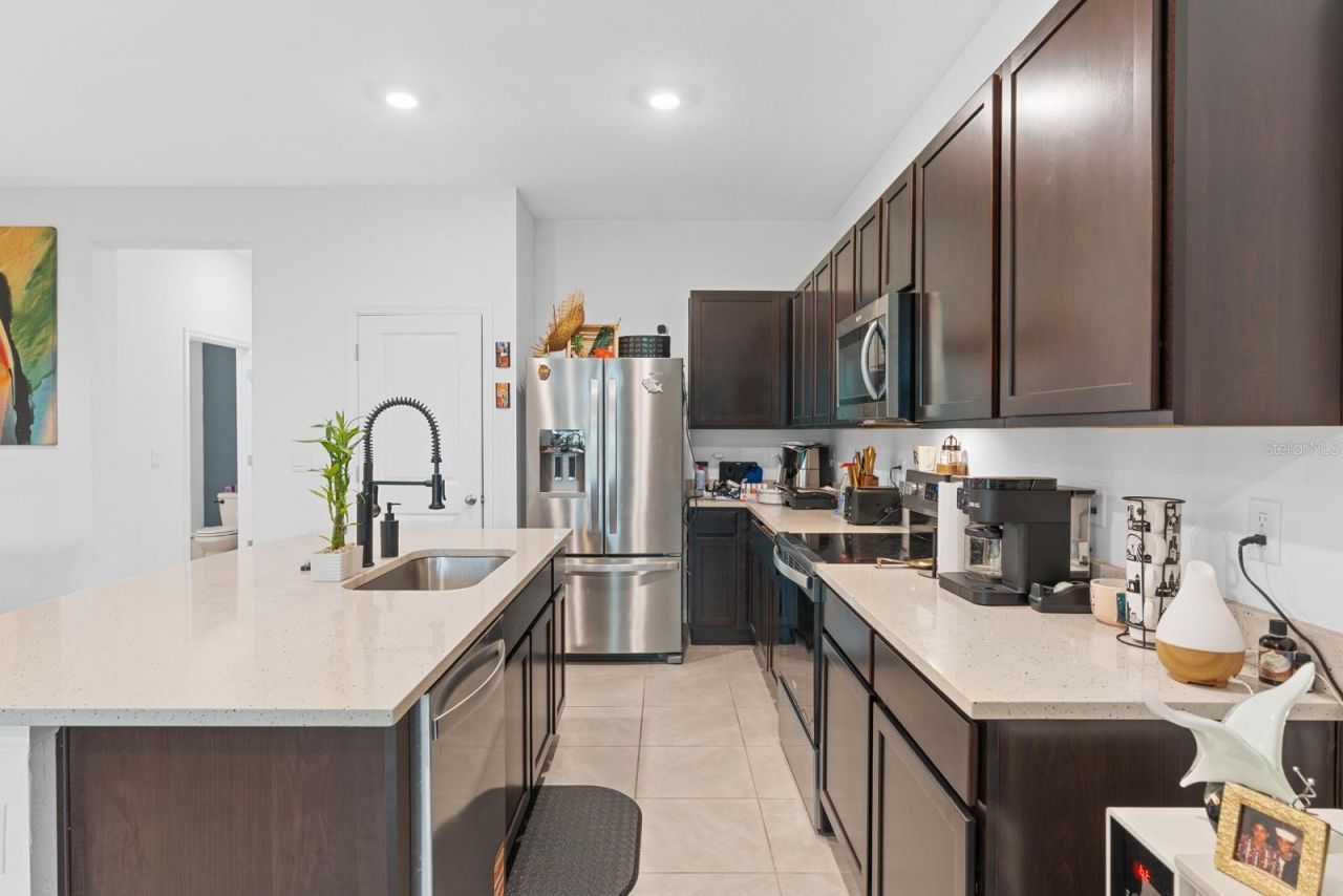 5052 Captain Davis Drive, Wimauma, FL 33598 Photo