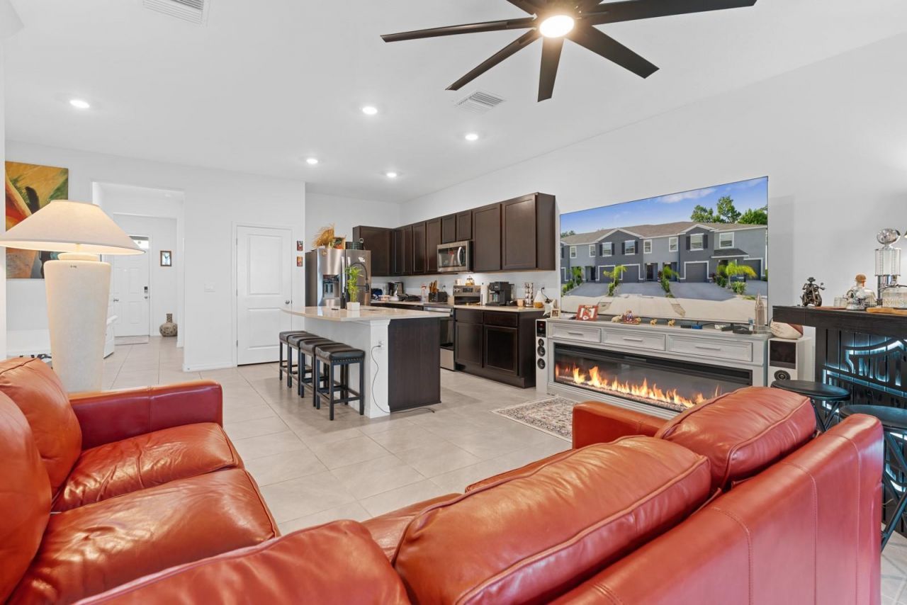 5052 Captain Davis Drive, Wimauma, FL 33598 Photo