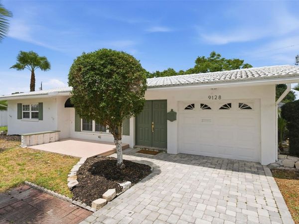 9128 142ND STREET , SEMINOLE, FL 33776