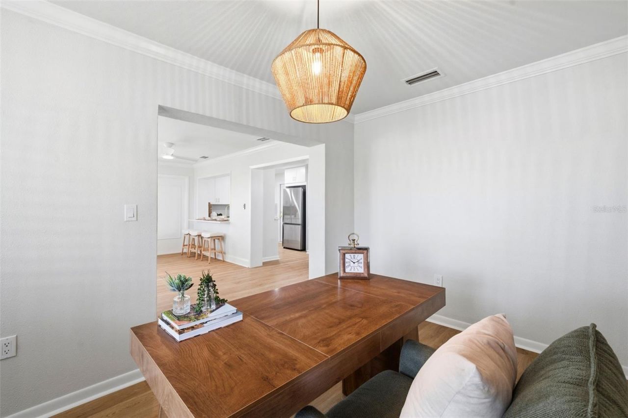 9128 142nd Street, Seminole, FL 33776 Photo