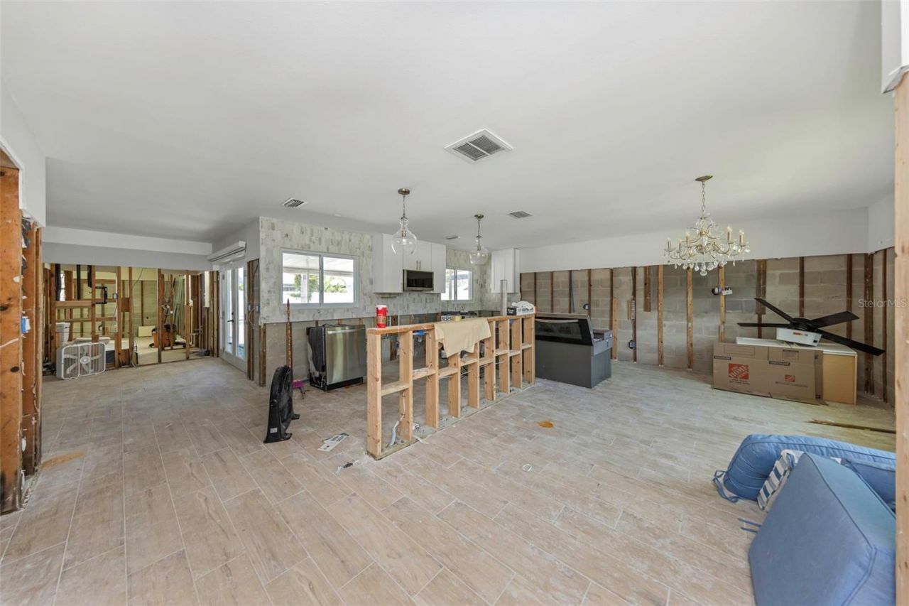 5701 Denver Street Ne, Saint Petersburg, FL 33703 Photo