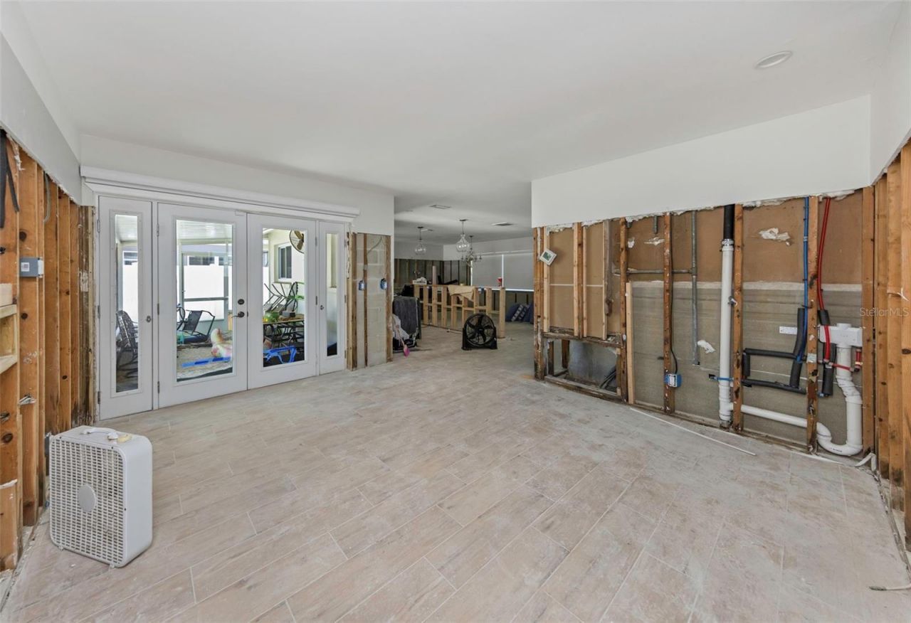 5701 Denver Street Ne, Saint Petersburg, FL 33703 Photo