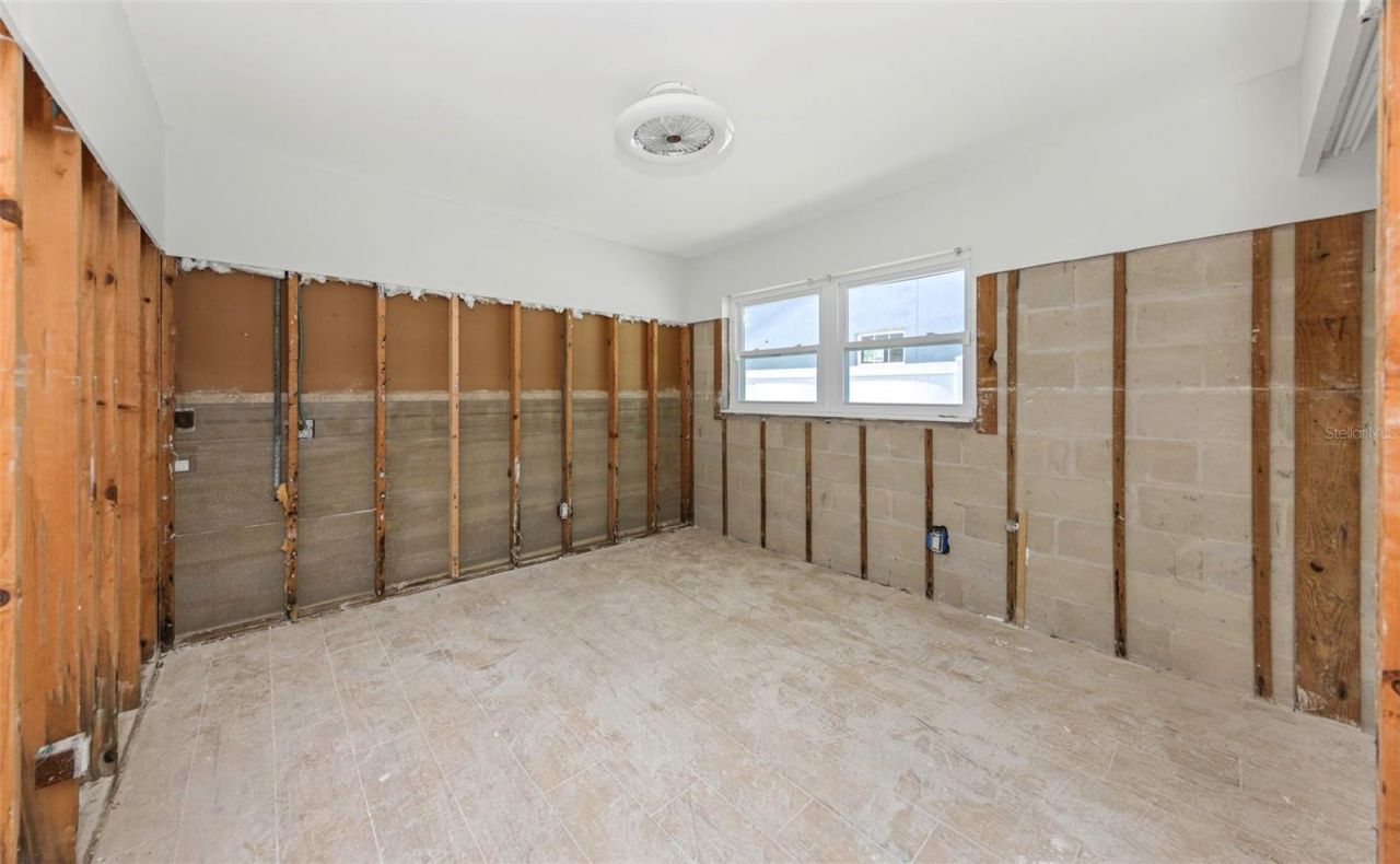 5701 Denver Street Ne, Saint Petersburg, FL 33703 Photo