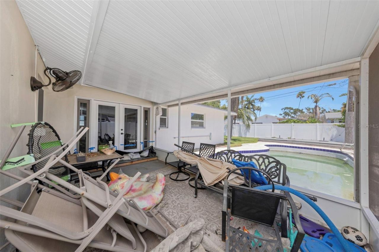 5701 Denver Street Ne, Saint Petersburg, FL 33703 Photo