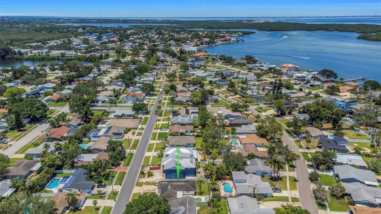 5701 Denver Street Ne, Saint Petersburg, FL 33703 Photo