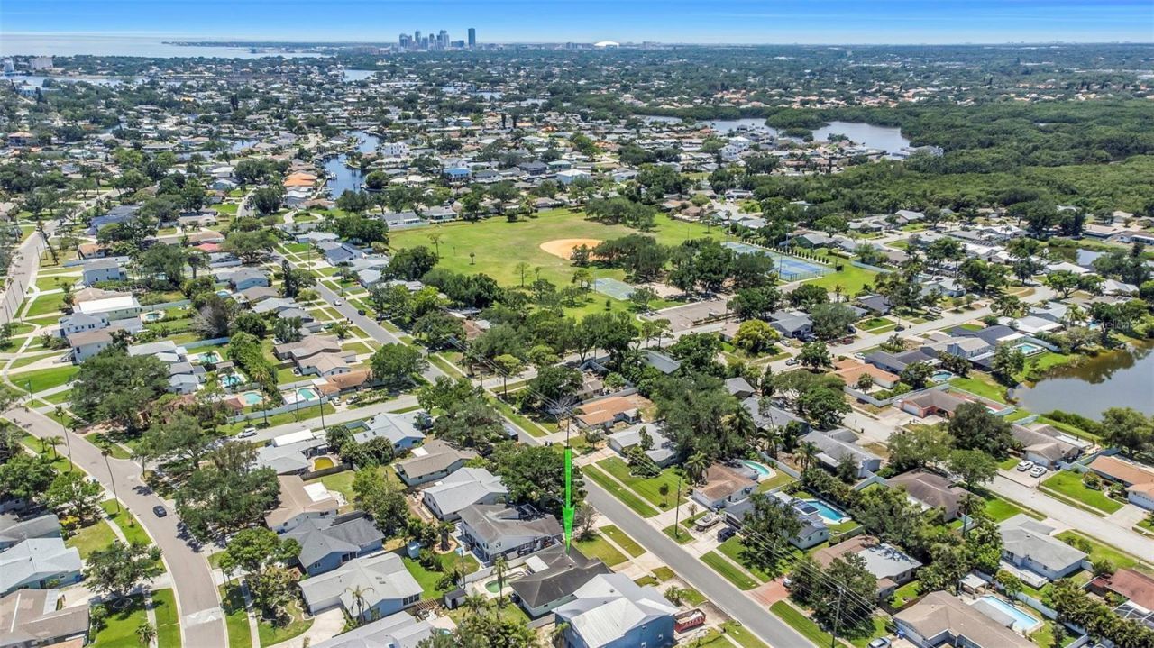 5701 Denver Street Ne, Saint Petersburg, FL 33703 Photo