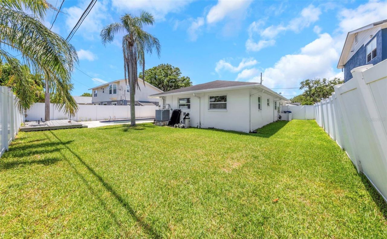 5701 Denver Street Ne, Saint Petersburg, FL 33703 Photo