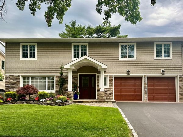 1932 Cynthia Lane , Merrick, NY 11566