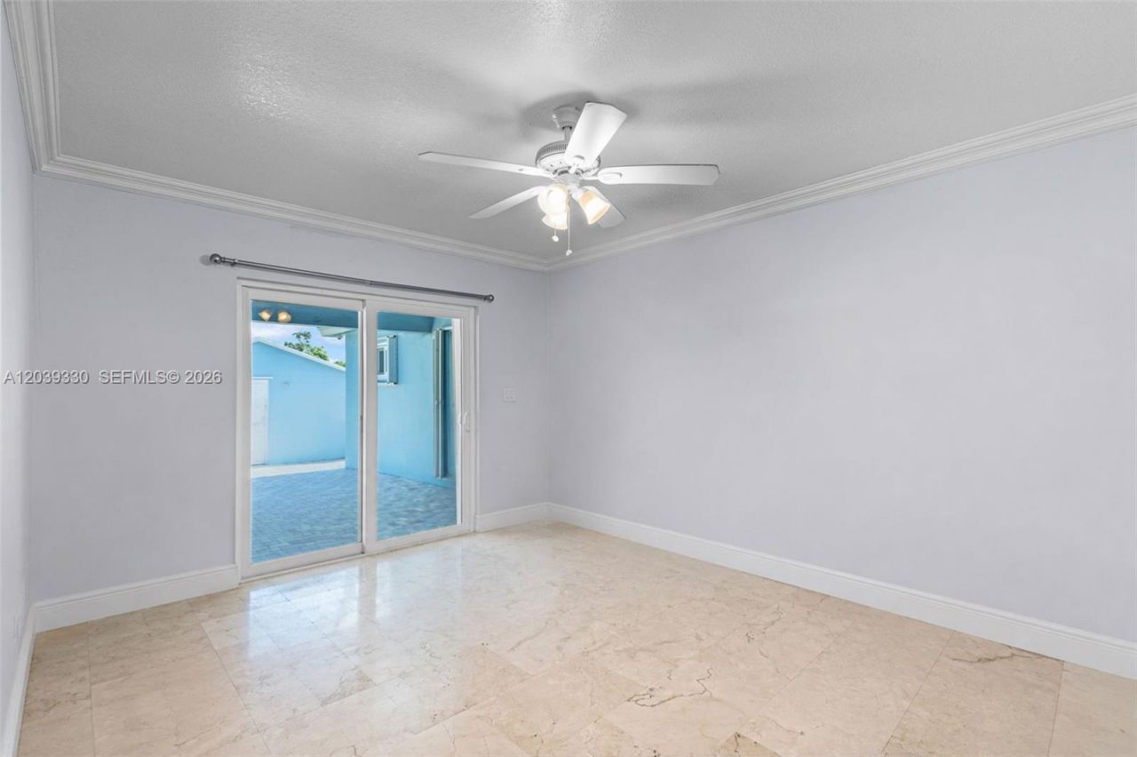 20950 SW 232nd St , Miami, FL 33170 Photo