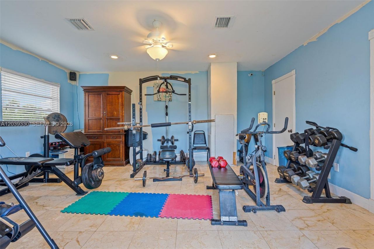 20950 SW 232nd St , Miami, FL 33170 Photo