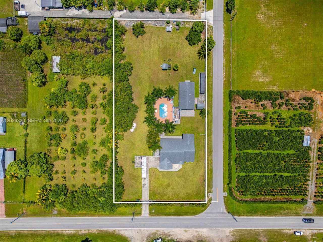 20950 SW 232nd St , Miami, FL 33170 Photo