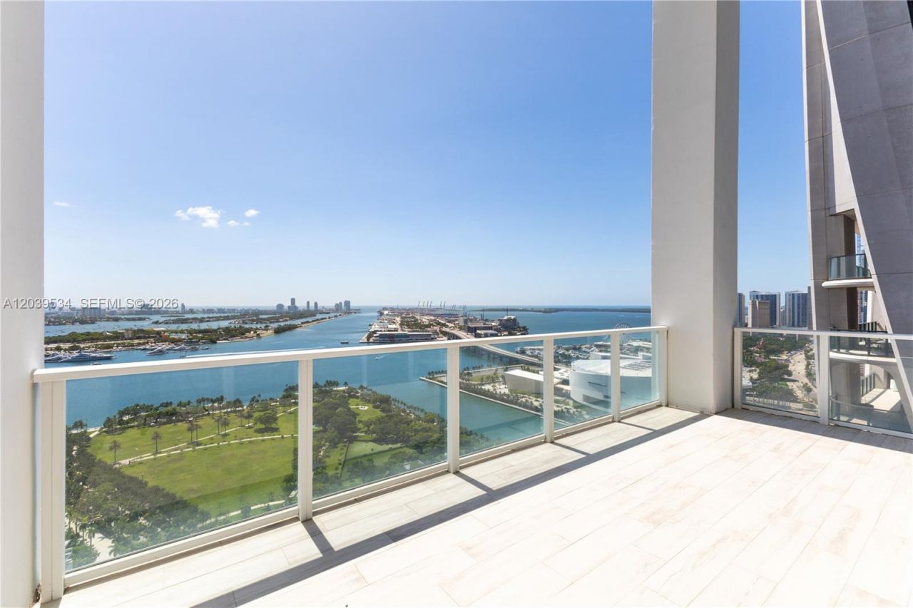 1040 Biscayne Blvd, Unit 3101, Miami, FL 33132 Photo