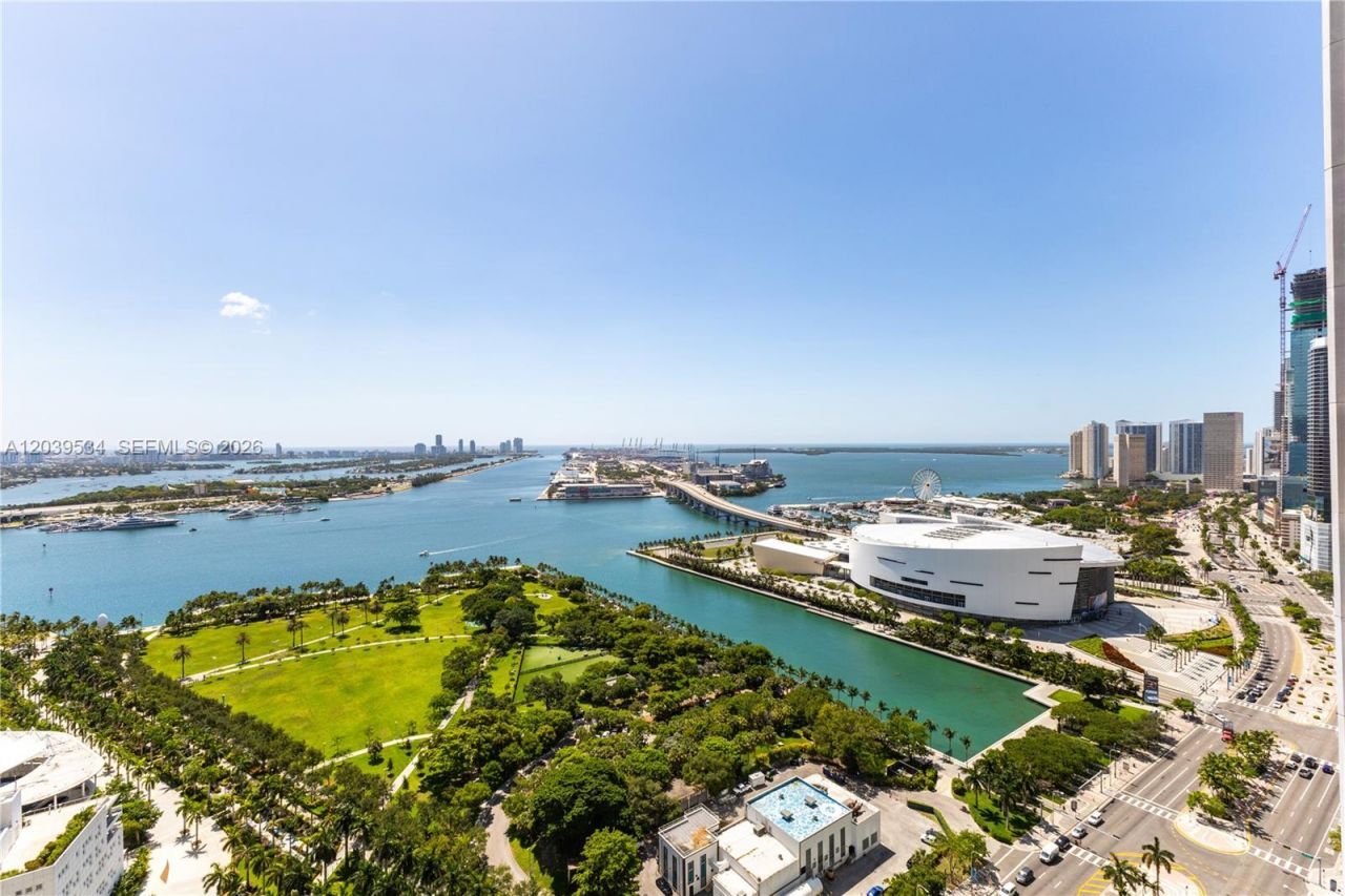 1040 Biscayne Blvd, Unit 3101, Miami, FL 33132 Photo