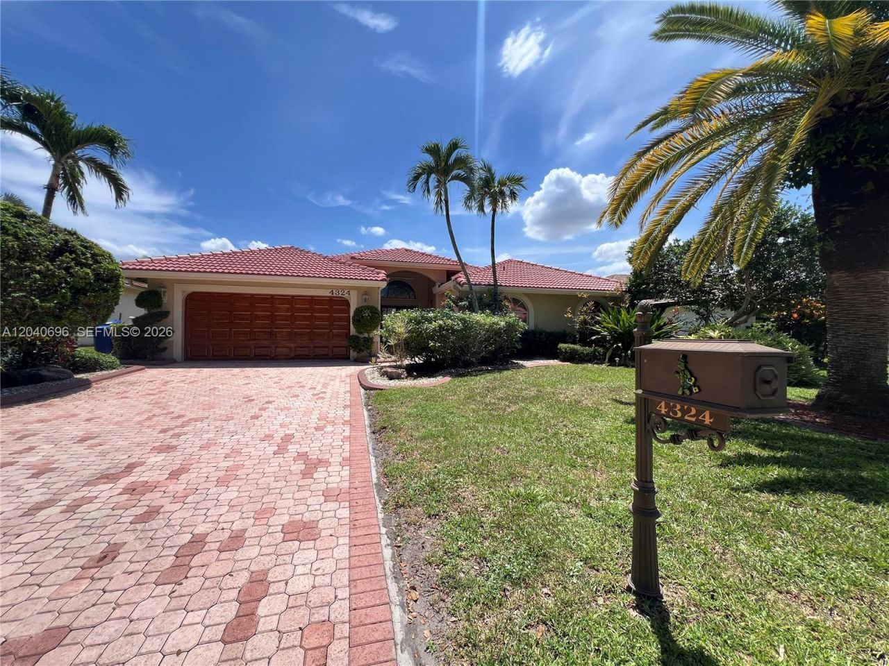 4324 NW 65th Ter , Coral Springs, FL 33067 Photo