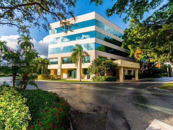 150 S Pine Island Rd , Plantation, FL 33324