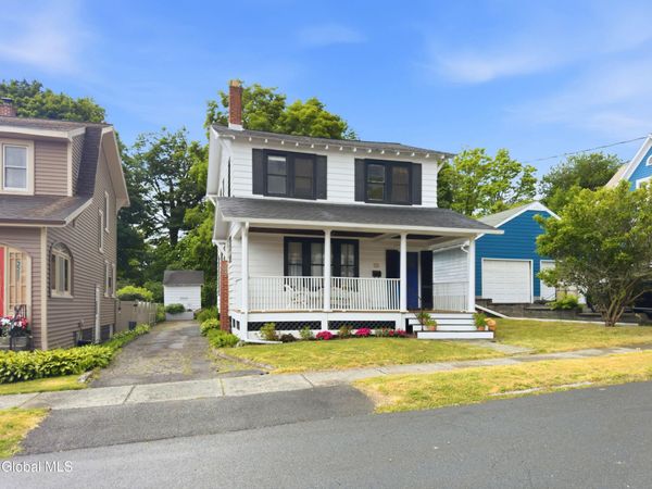 45 Glenwood Road, Menands, NY 12204