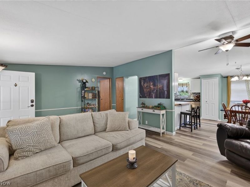 13041 Kevin Lane, Chardon, OH 44024 Photo 11