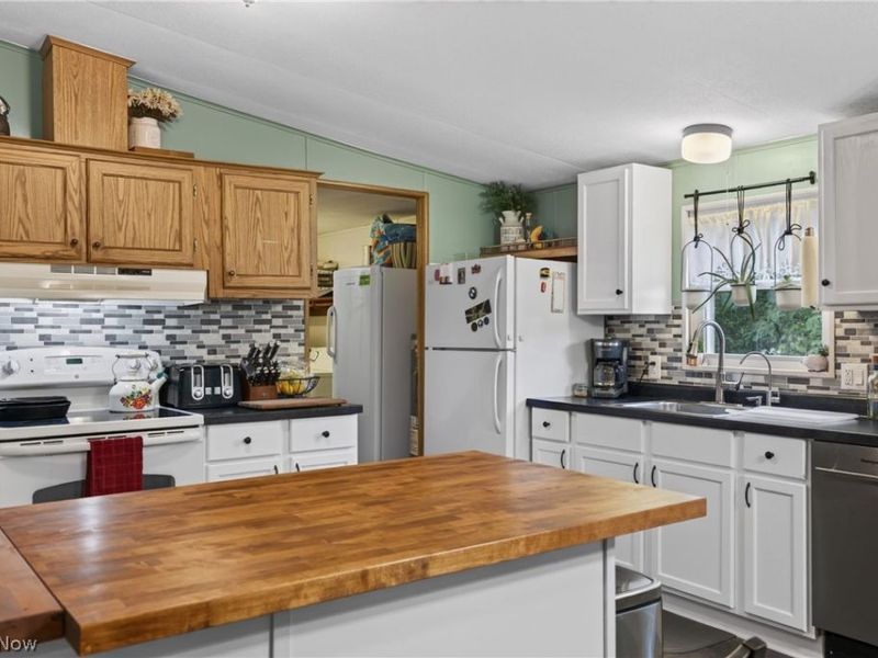 13041 Kevin Lane, Chardon, OH 44024 Photo 19