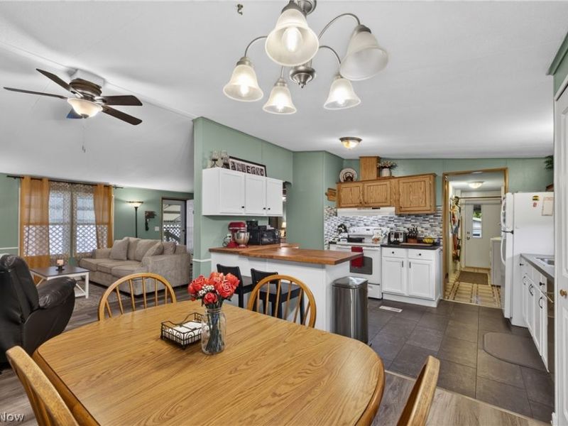 13041 Kevin Lane, Chardon, OH 44024 Photo 24