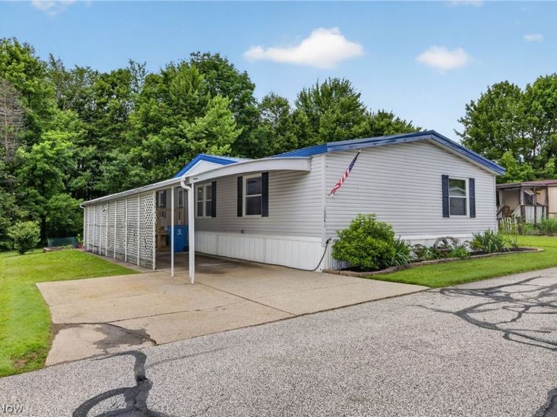 13041 Kevin Lane, Chardon, OH 44024 Photo 4