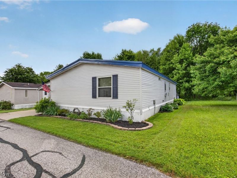 13041 Kevin Lane, Chardon, OH 44024 Photo 5