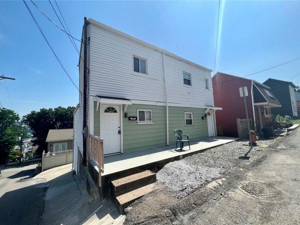 2703 Oakley Way, Unit 2701, Pittsburgh, PA 15203