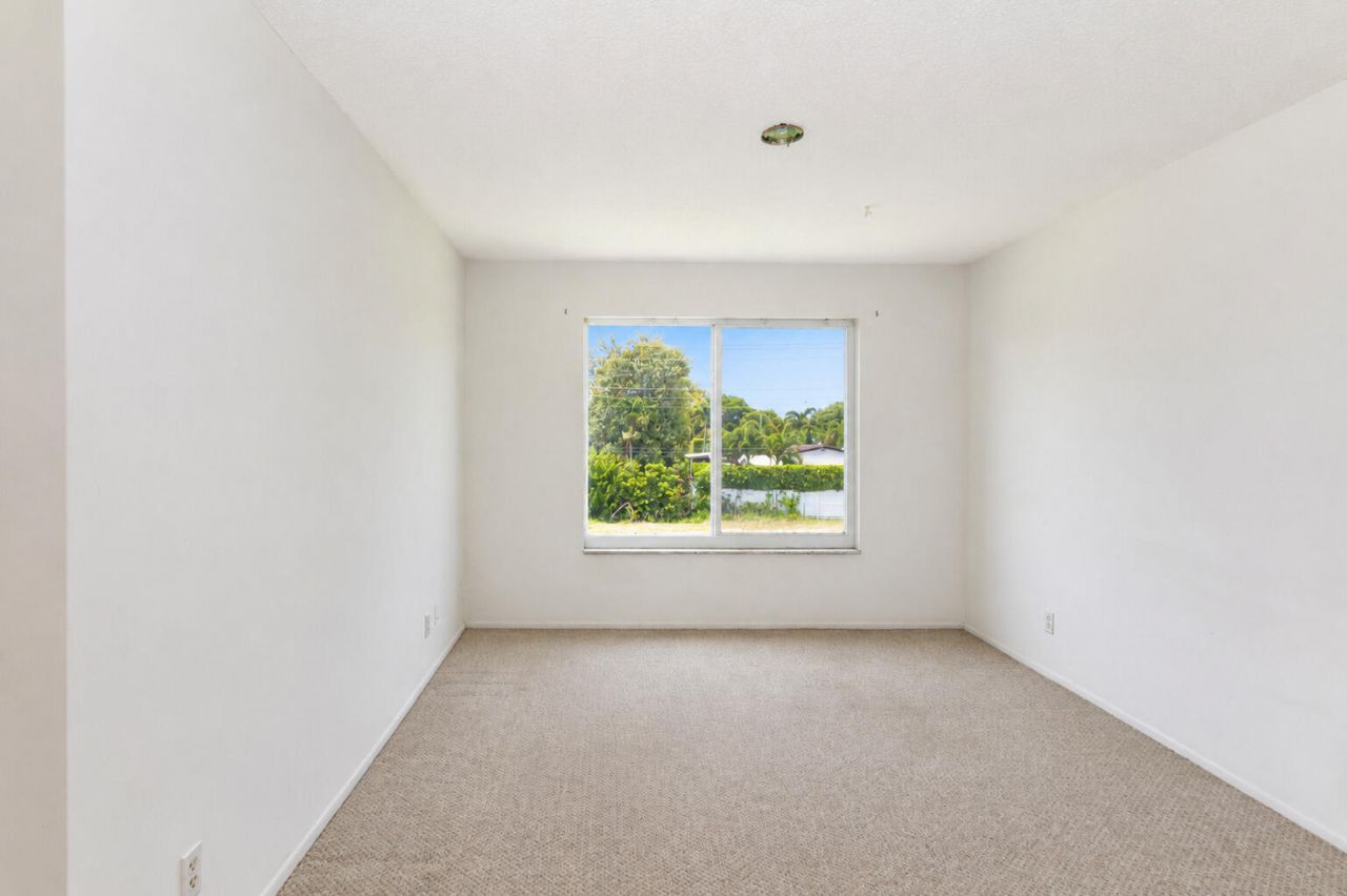 2601 Boundbrook Boulevard, Unit 205, Palm Springs, FL 33406 Photo