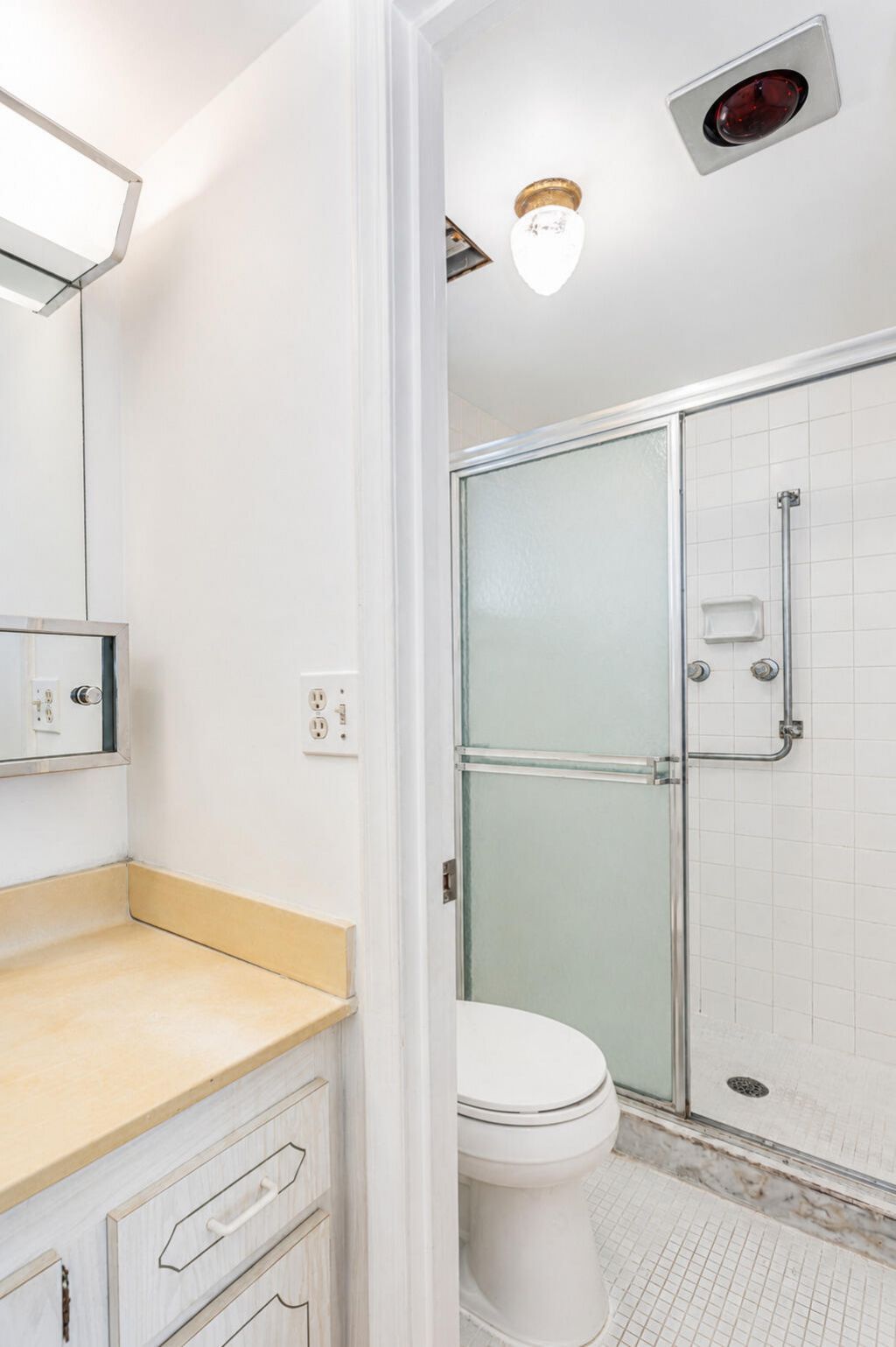 2601 Boundbrook Boulevard, Unit 205, Palm Springs, FL 33406 Photo