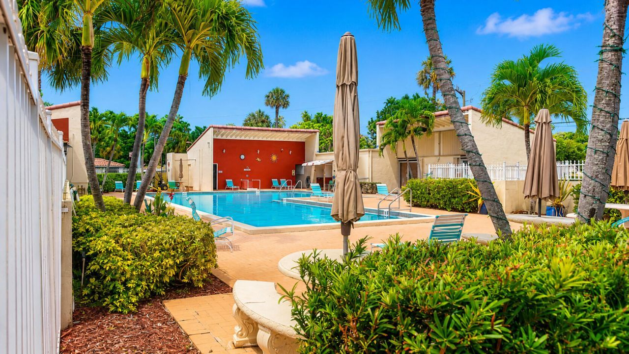 2601 Boundbrook Boulevard, Unit 205, Palm Springs, FL 33406 Photo