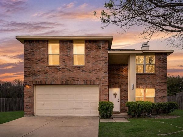 8105 Montecito Drive , Denton, TX 76210