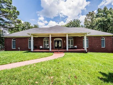 114 Pine Creek Court , Bowling Green, KY 42104