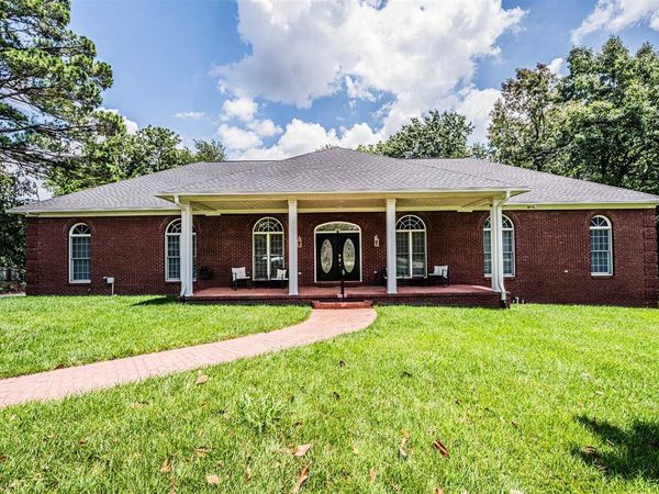 114 Pine Creek Court , Bowling Green, KY 42104