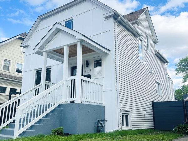 4107 W Addison Street , Chicago, IL 60641