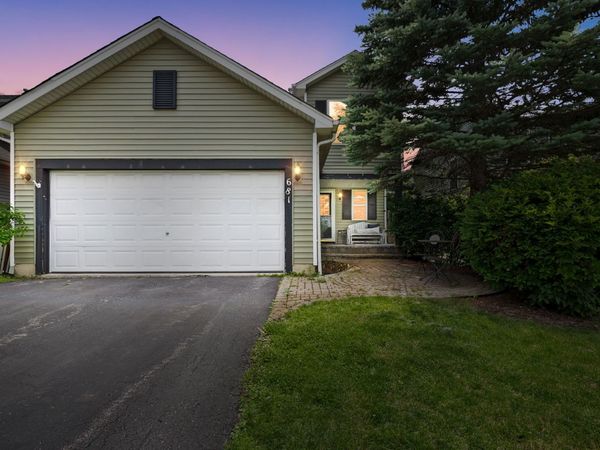 681 W HURON HILLS Trail , Round Lake Heights, IL 60073