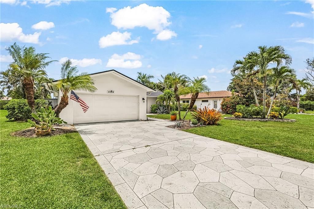 4564 Lakewood Blvd , Naples, FL 34112 Photo