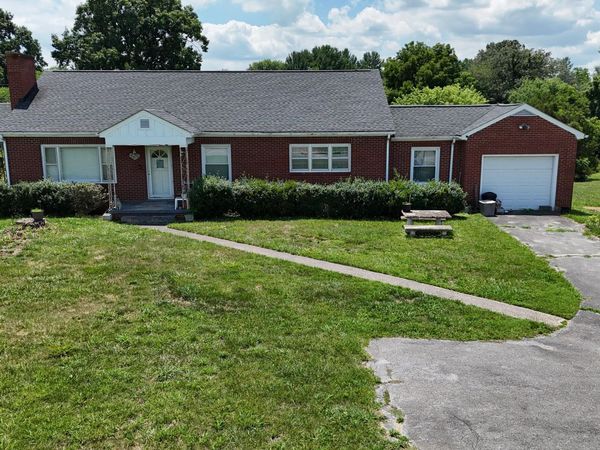 5207 North Roan Street, Gray, TN 37615