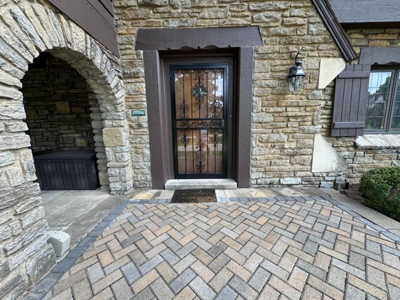 806 Mannington Avenue, Cincinnati, OH 45226 Photo 3