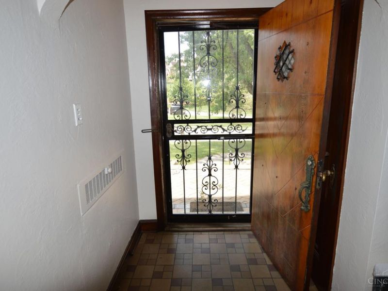 806 Mannington Avenue, Cincinnati, OH 45226 Photo 6