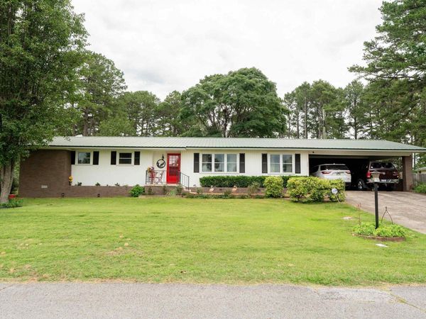 300 LoHawk , Heber Springs, AR 72543