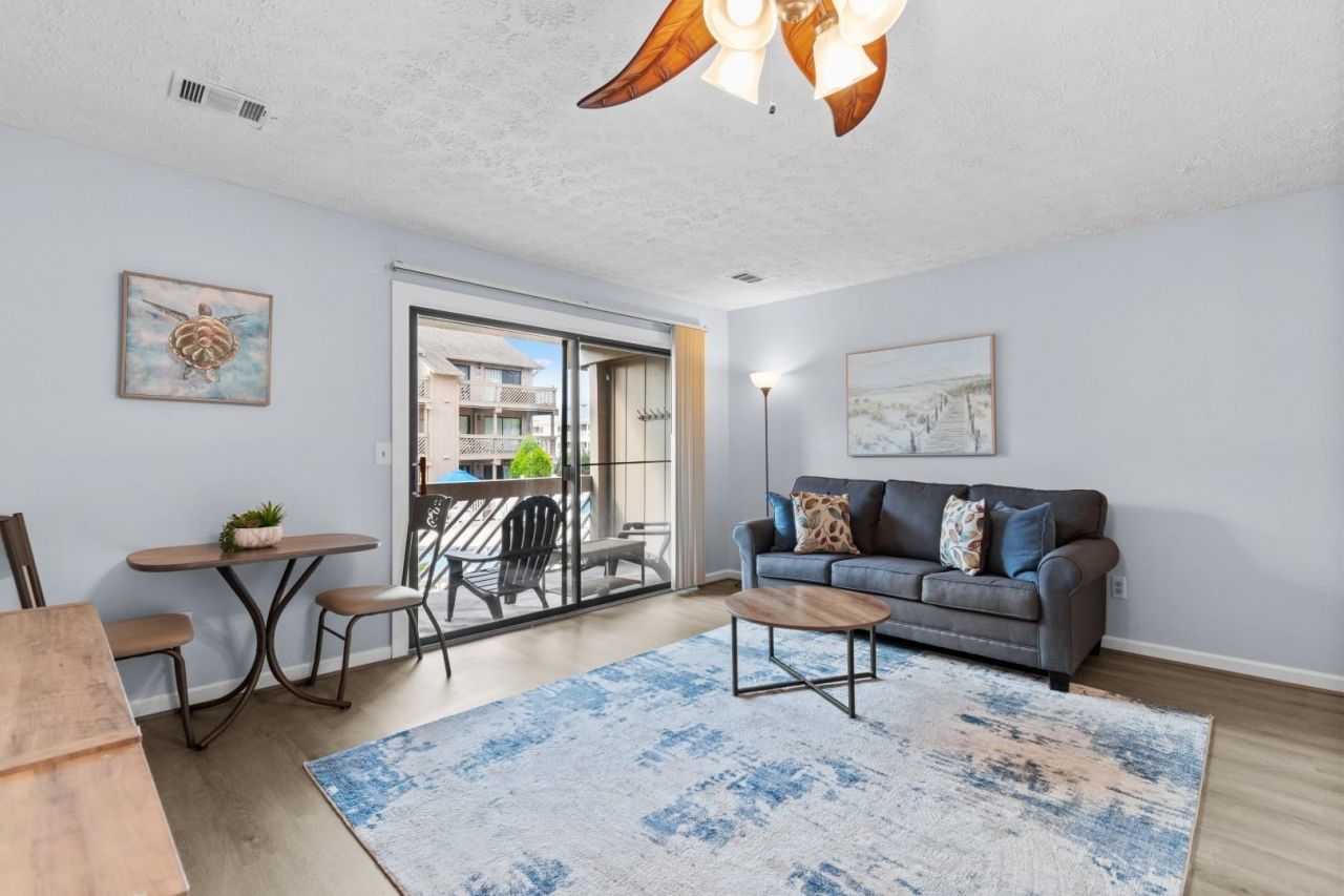 200 Maison Dr.  Photo 12