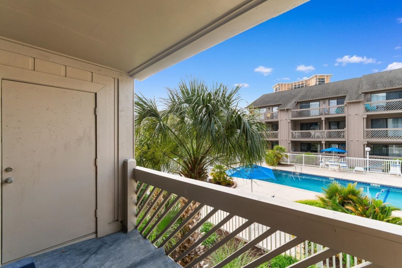200 Maison Dr.  Photo 21