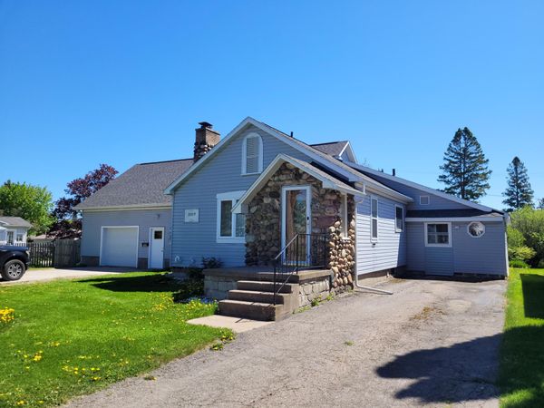 1509 Davitt ST, Sault Ste Marie, MI 49783