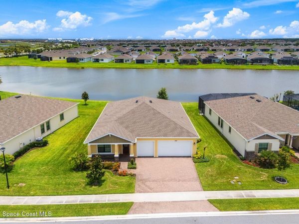1363 Great Belt Circle, Melbourne, FL 32940