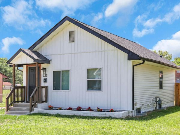 1181 Minnesota Avenue , Columbus, OH 43211