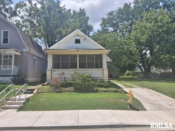 2326 W WISWALL Street, Peoria, IL 61605